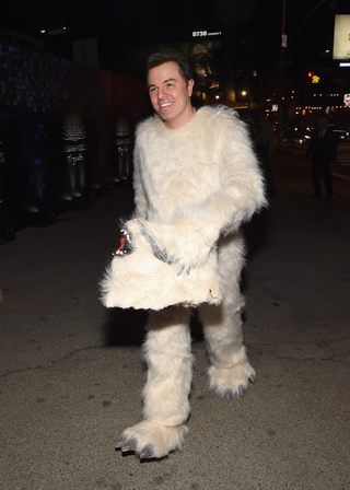 Illustration for article titled Here's Your Pre-Halloween Celebrity Costume PartyÂ